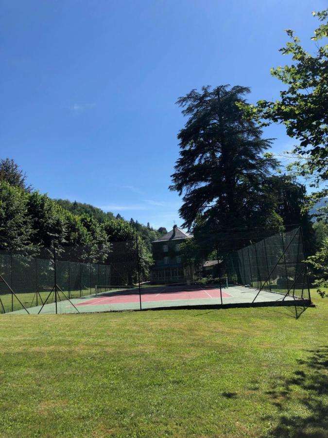 Le Clos Du Tulipier La Chapelle-du-Bard エクステリア 写真