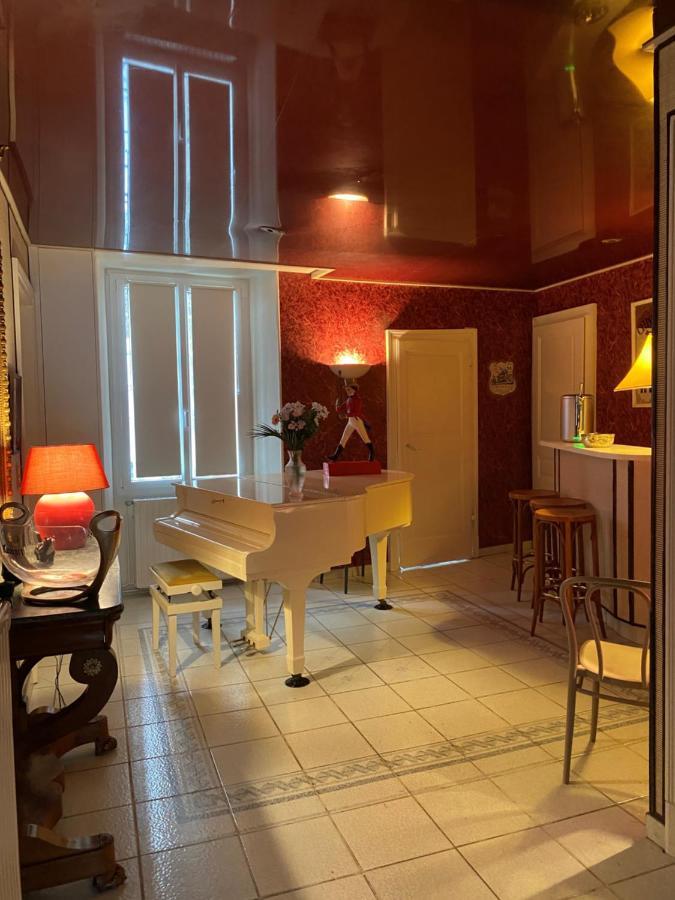 Le Clos Du Tulipier La Chapelle-du-Bard エクステリア 写真