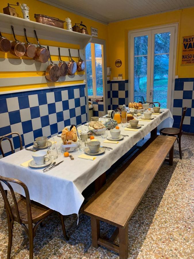 Le Clos Du Tulipier La Chapelle-du-Bard エクステリア 写真