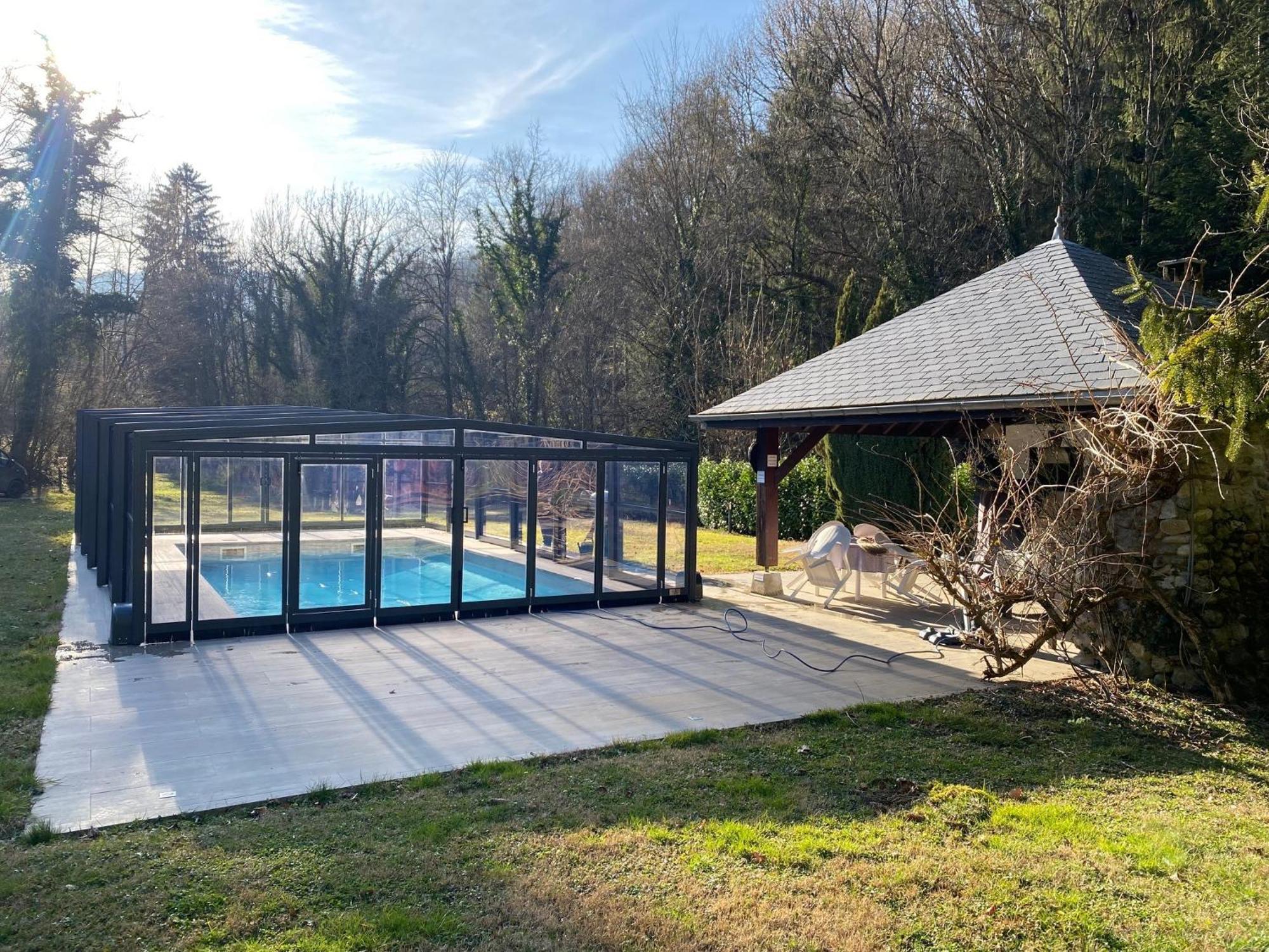 Le Clos Du Tulipier La Chapelle-du-Bard エクステリア 写真
